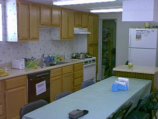 Kitchen and lunch area